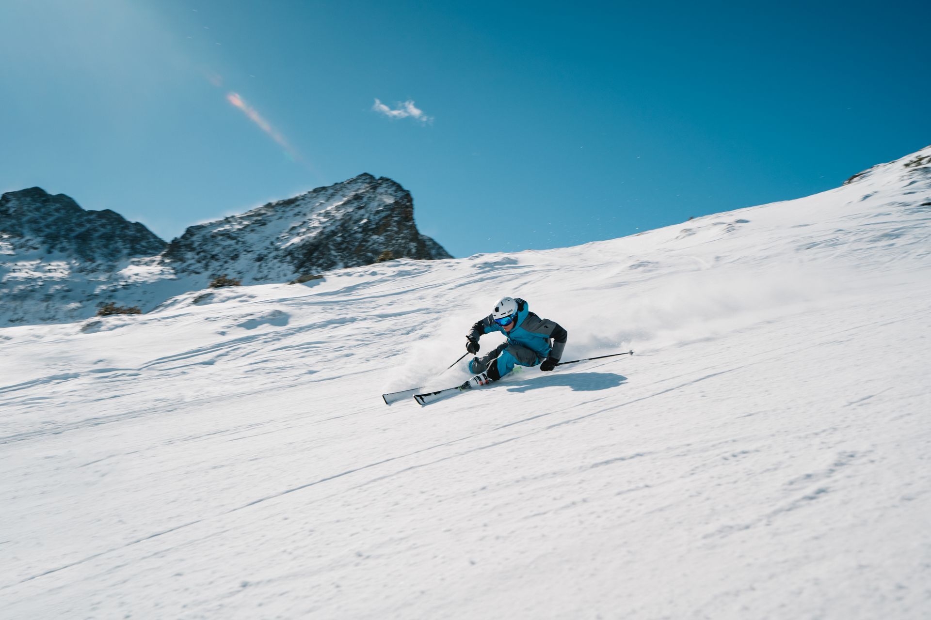 Pas de la Casa Ski Holidays Absolutely Snow