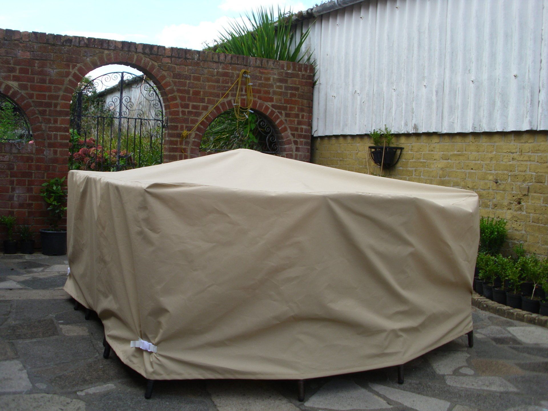 Garden Furniture Cover 3