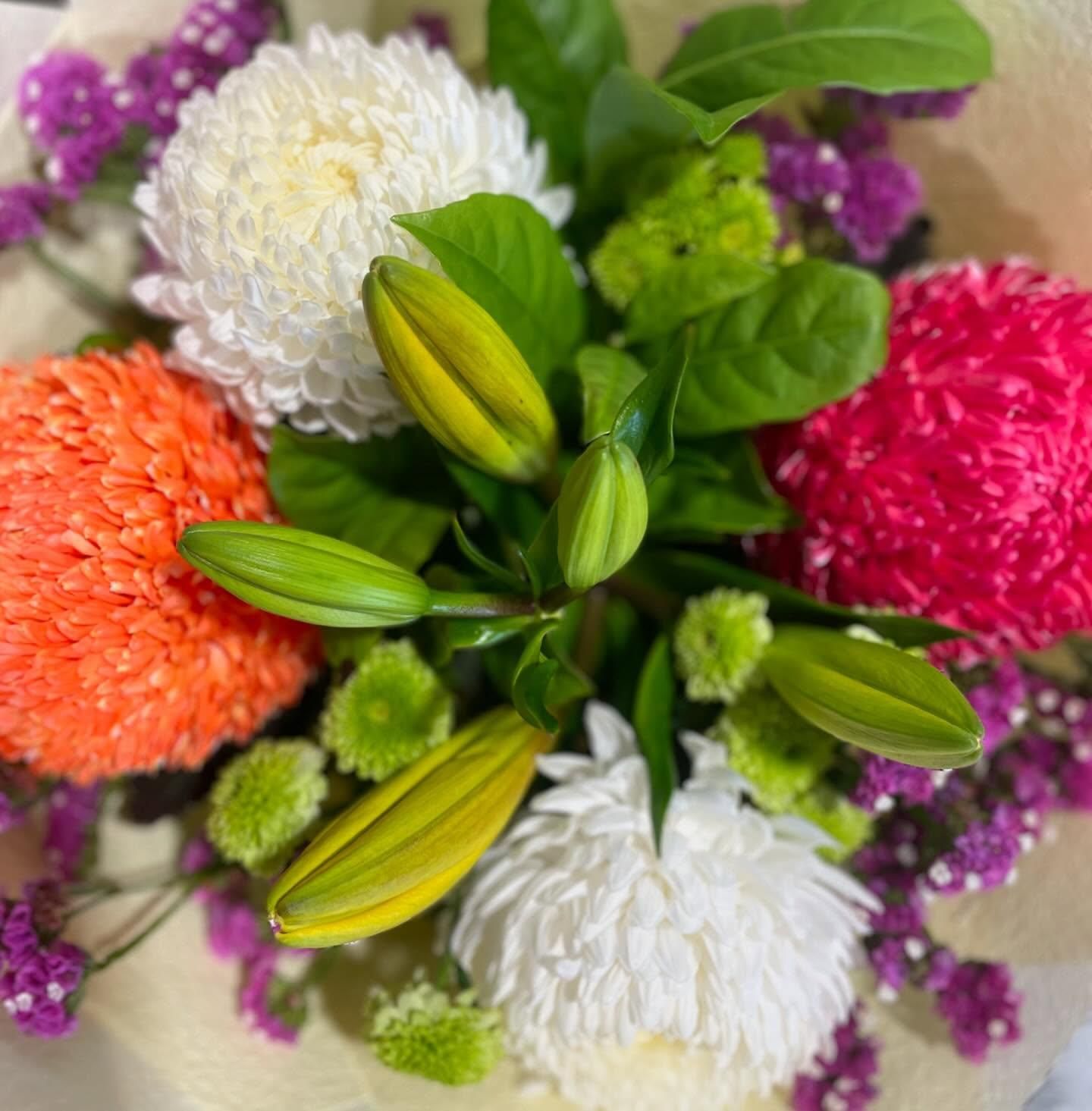 A Close Up of a Bouquet of Flowers on a Table — Floret In Lismore, NSW