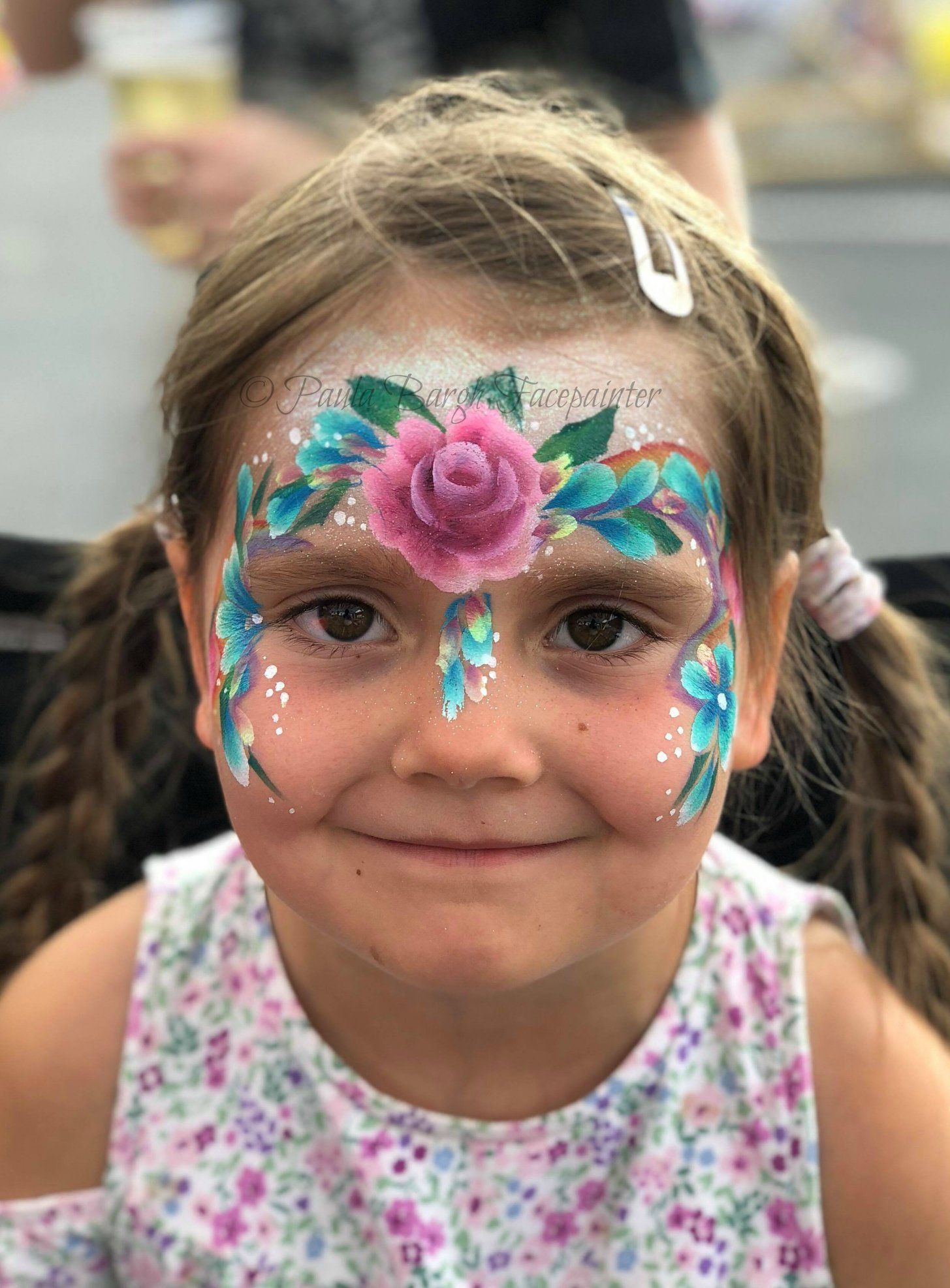 Chesterfield Derbyshire Face Painter flowers and roses face paint