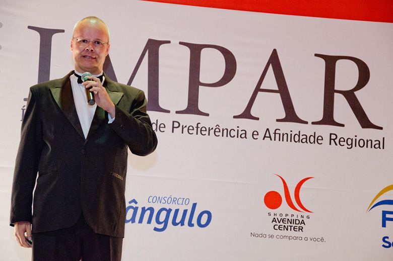 Palestra com Orquestra e Maestro Alexander Baer cliente GRUPO RIC
