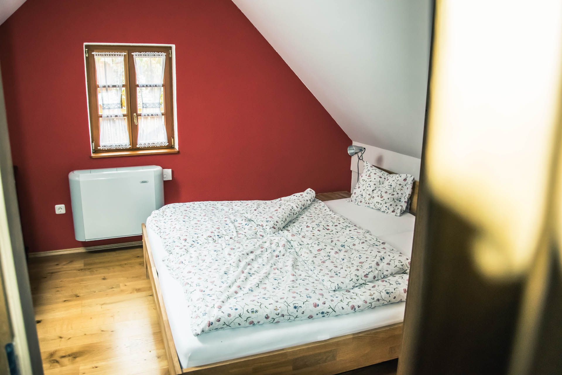 Schlafzimmer Kellerstöckl