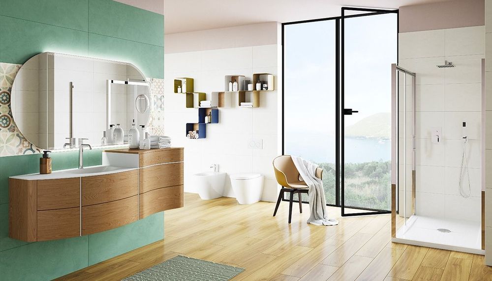 Bagno moderno con mobile lavabo in legno, ampia finestra, doccia e mensole sospese.