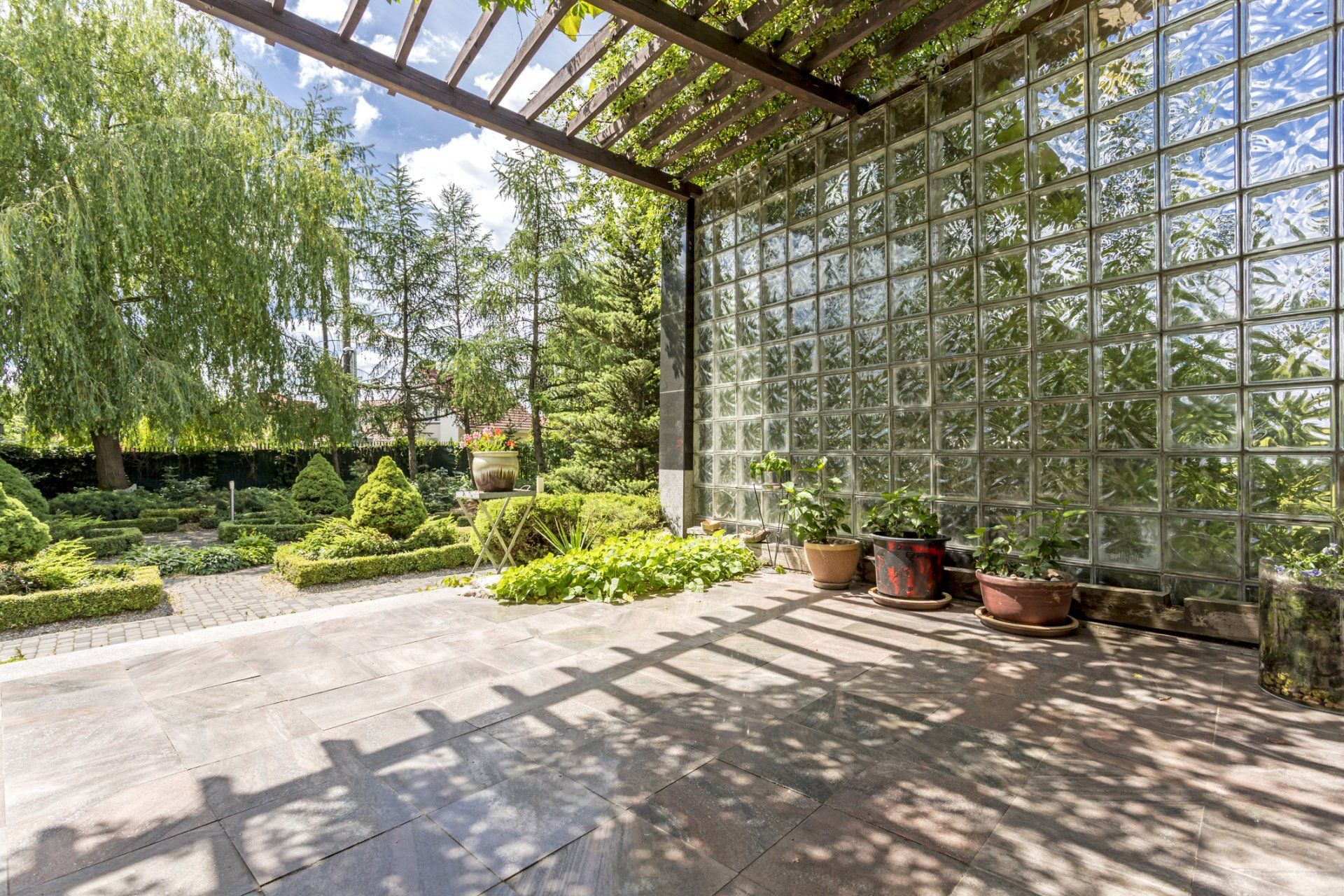 Garden with Glass Block — Lewisville, KY — Louisville Glass Block