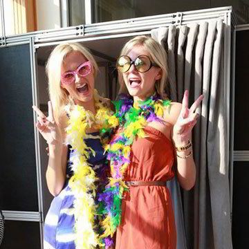 4 Flashes Photo Booth Fun