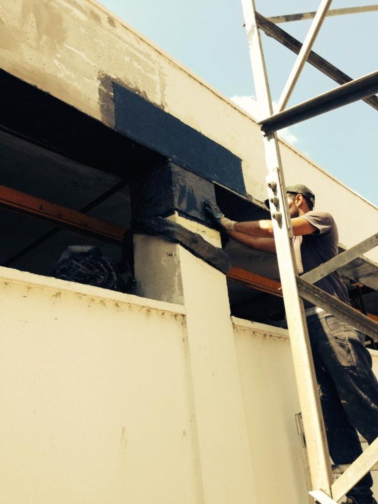 lavori di rinforzo edifici con FRP