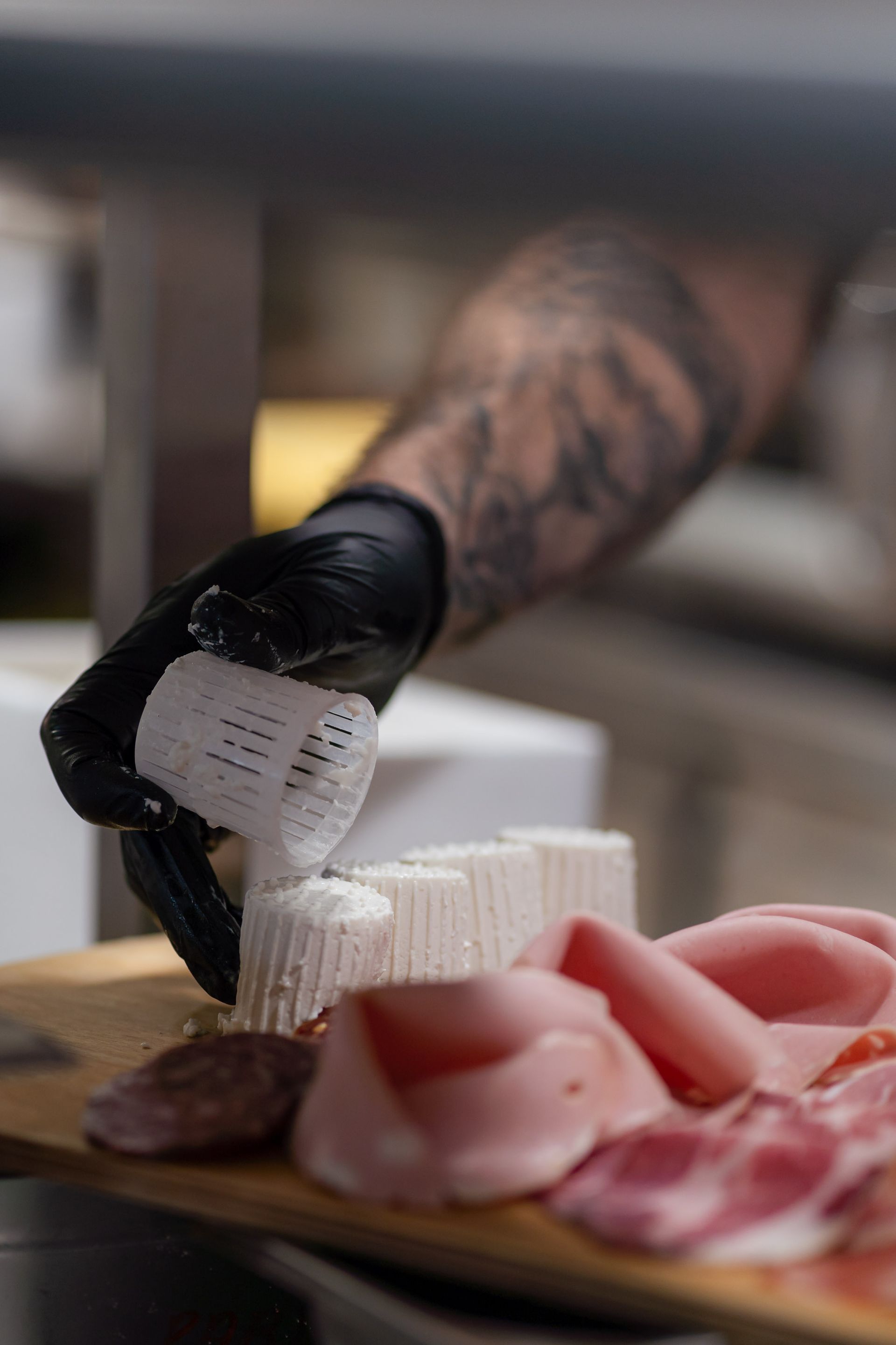 pasta datterini gialli e zafferano