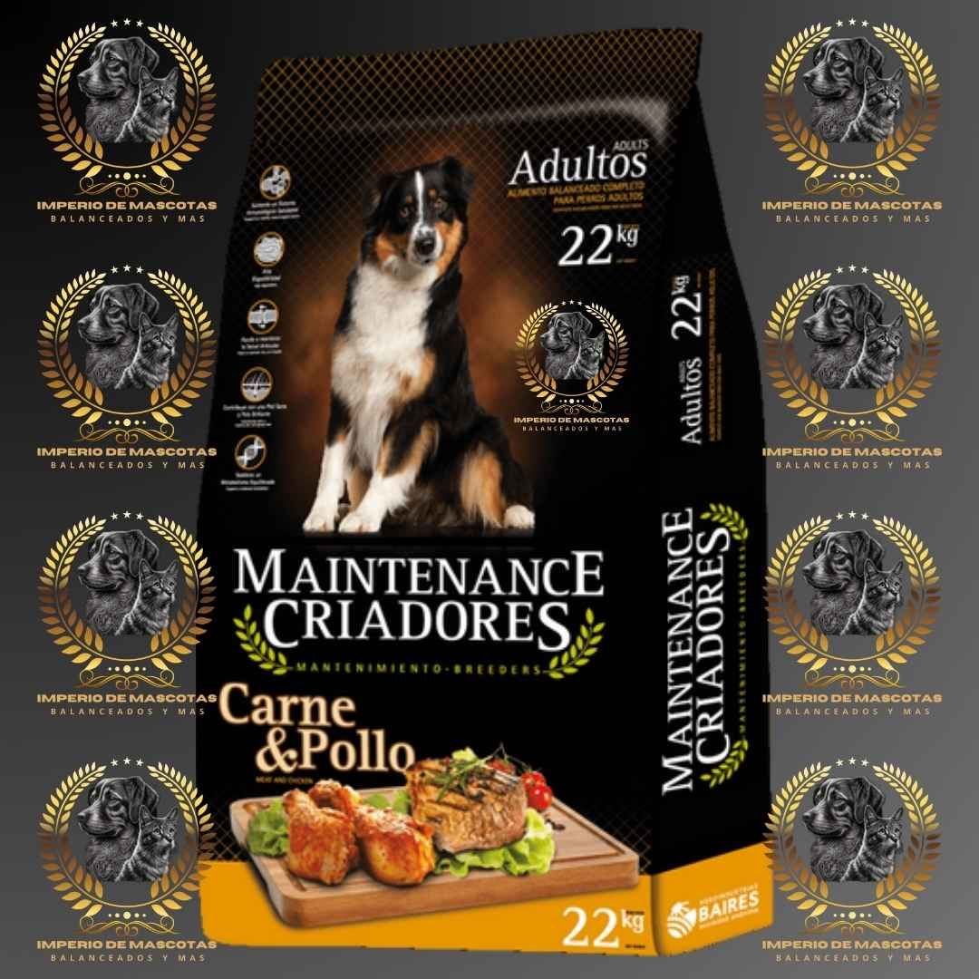 Bolsa de comida para perros con la etiqueta "Mantenimiento Criadores"