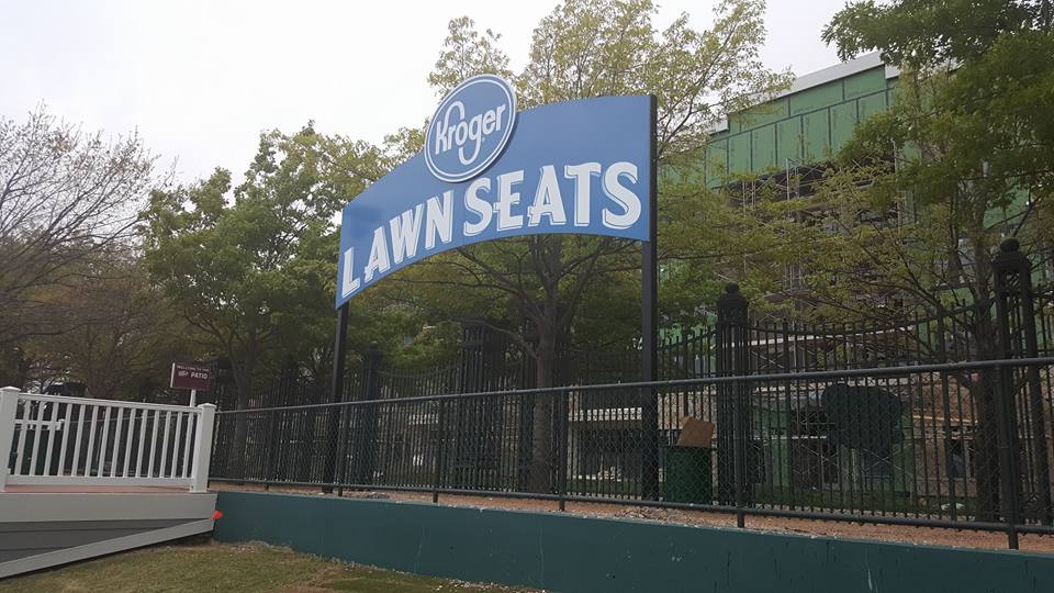 Kroger lawn seats yard sign