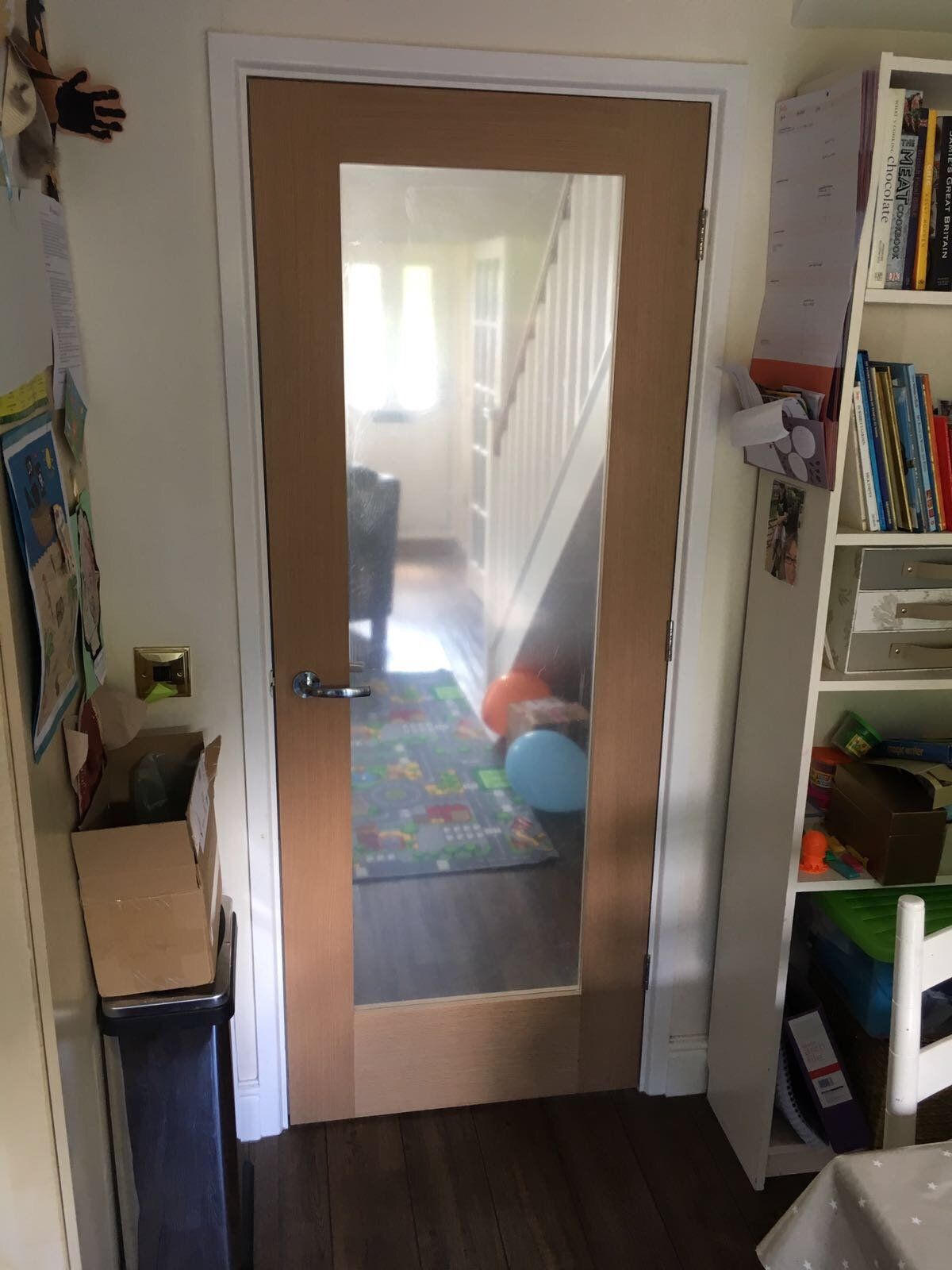 Oak shaker glazed dorr in Henley On Thames