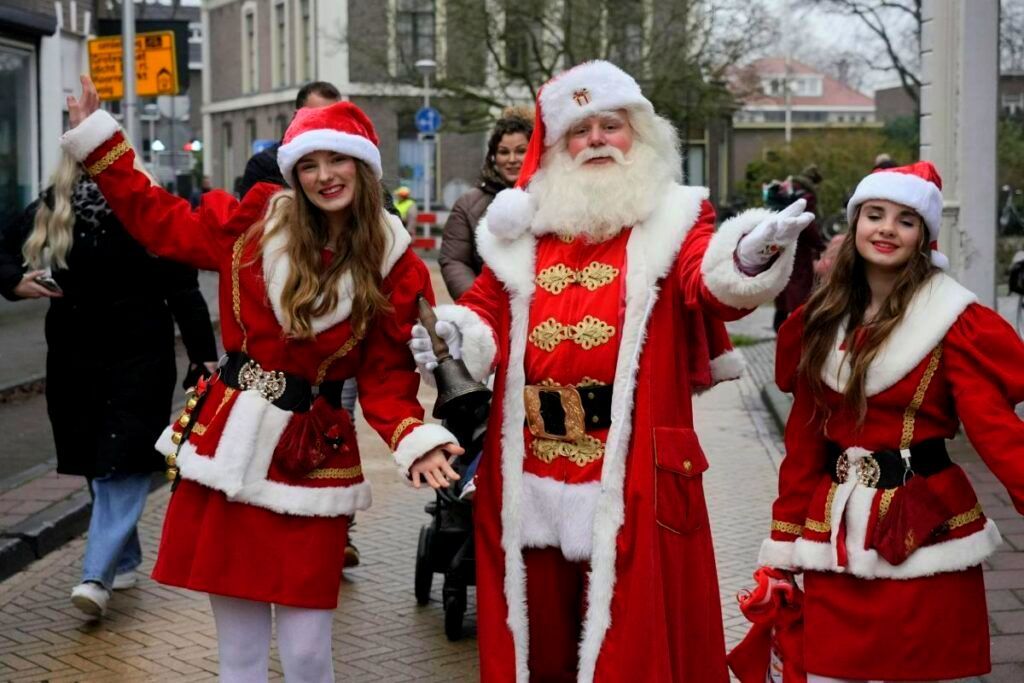 Kerstman huren in Assen