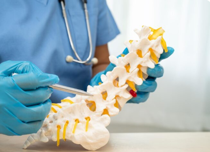Neurocirurgião para dor crônica na coluna em São Paulo