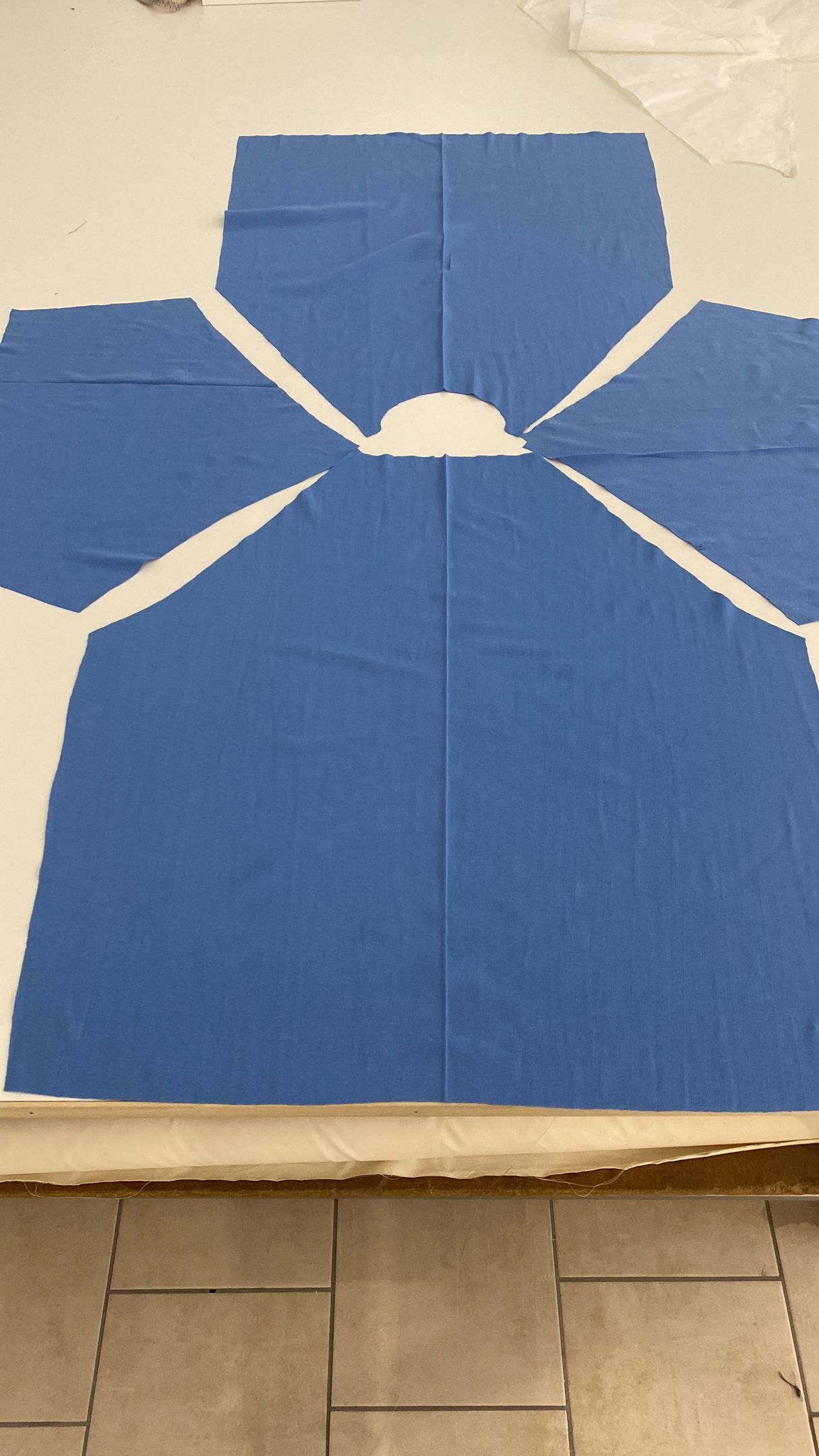 blusa realizzata a mano