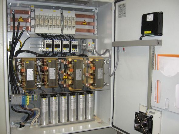 A photo of a capcitor bank for power factor correction