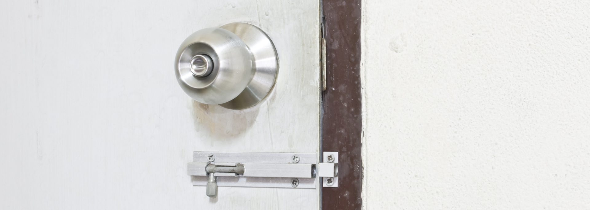 Picture of a bolted door.