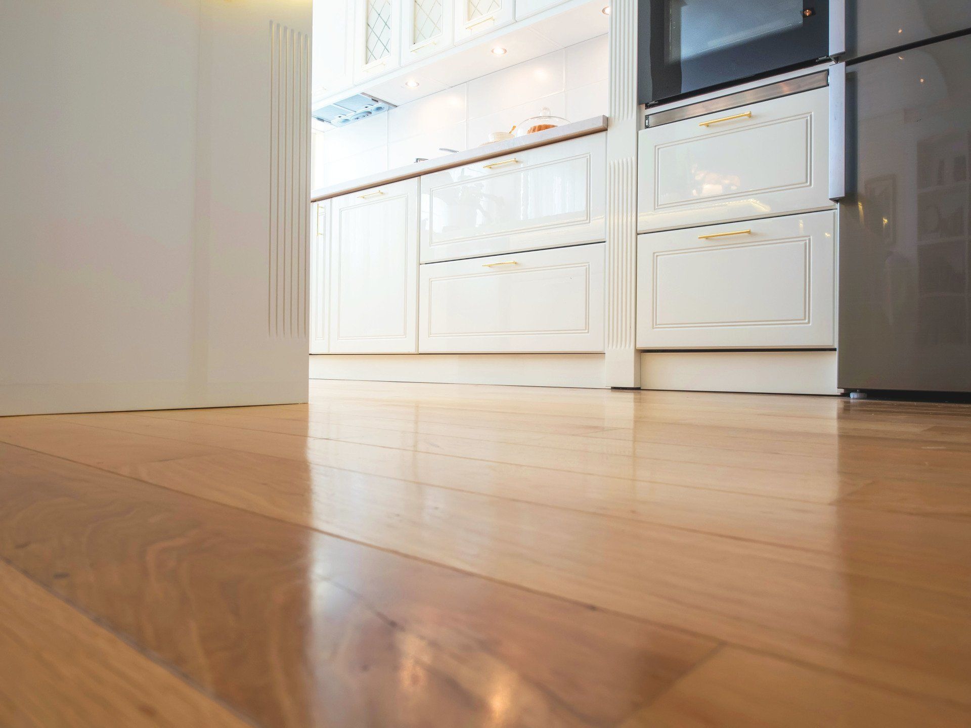 HARDWOOD FLOOR CLEANING