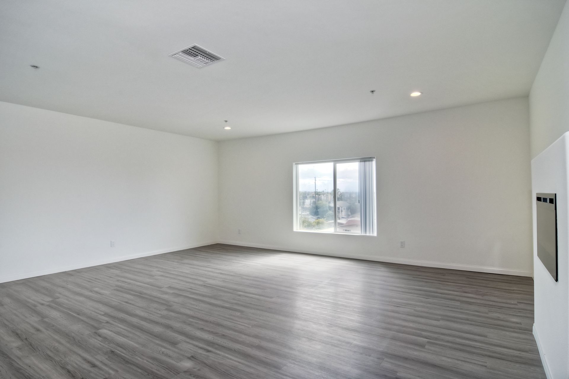 Photo of a large empty room