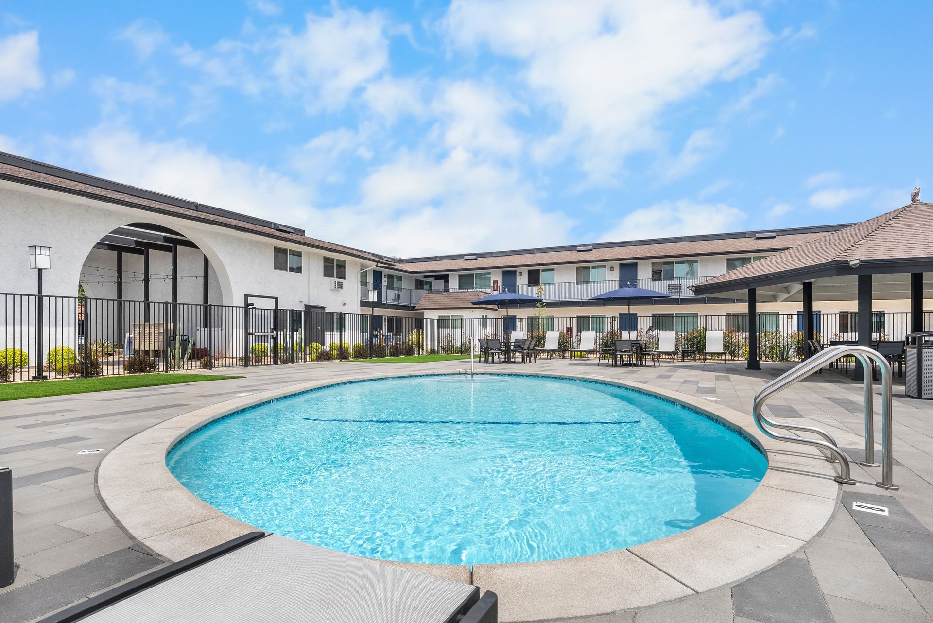 Sliding Photo Gallery Displaying Community Amenities