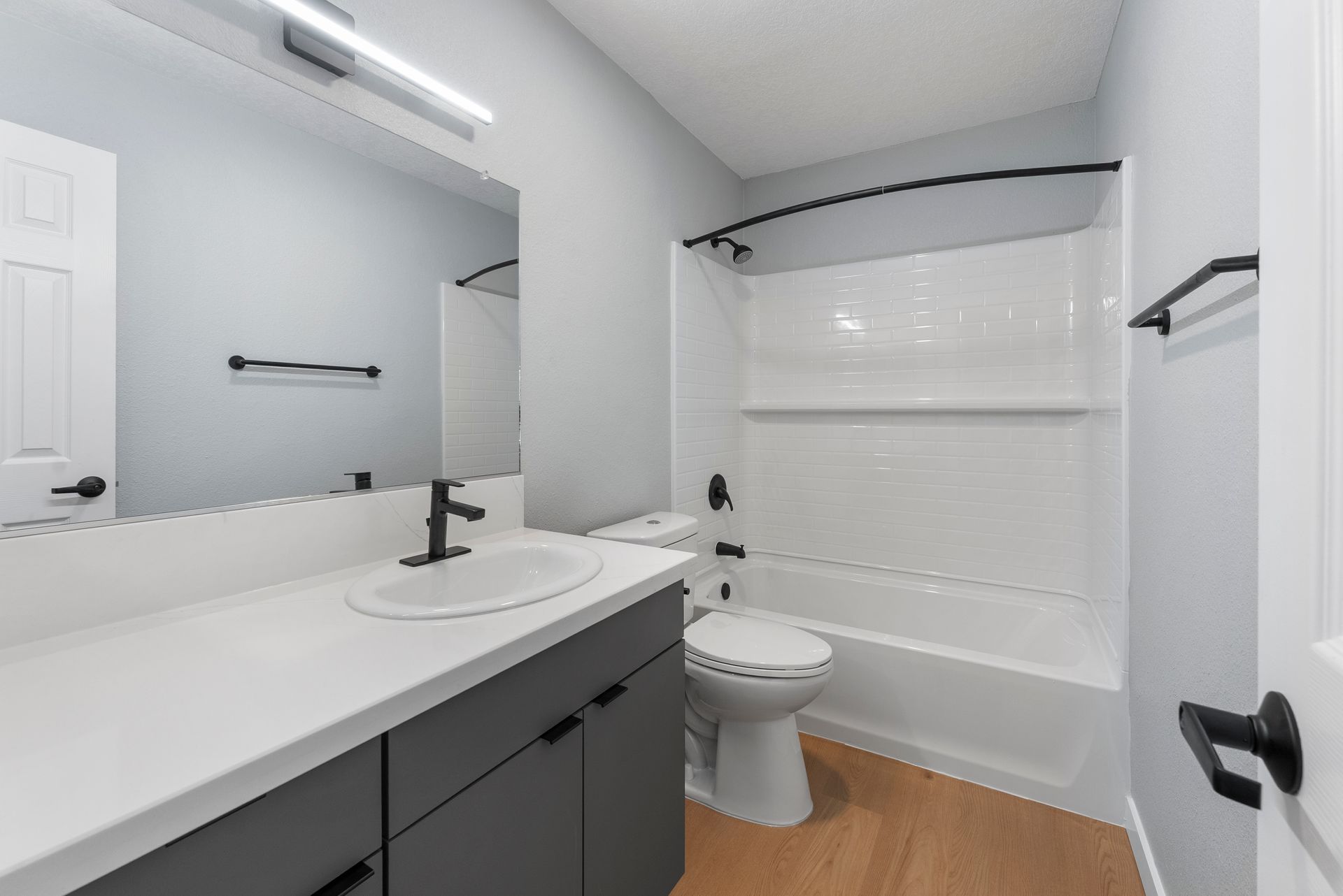 vacant apartment bathroom