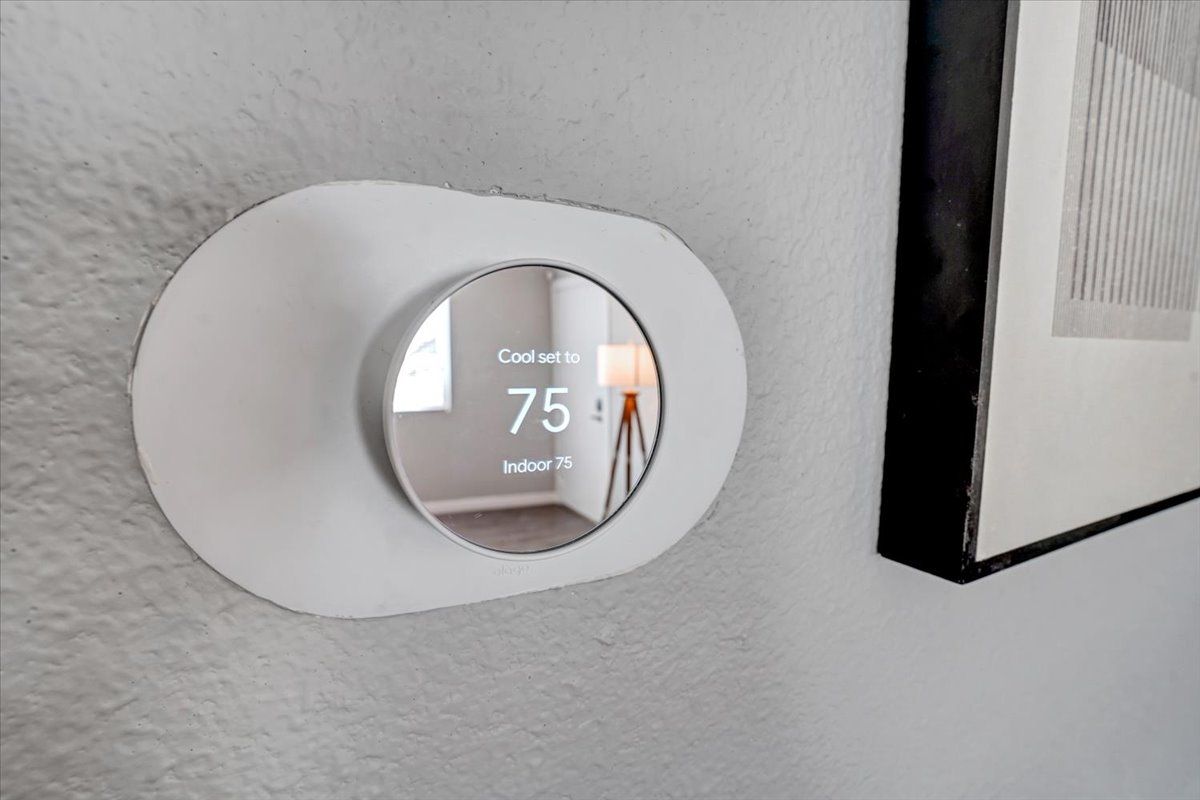 The Lincoln on Grand photo gallery