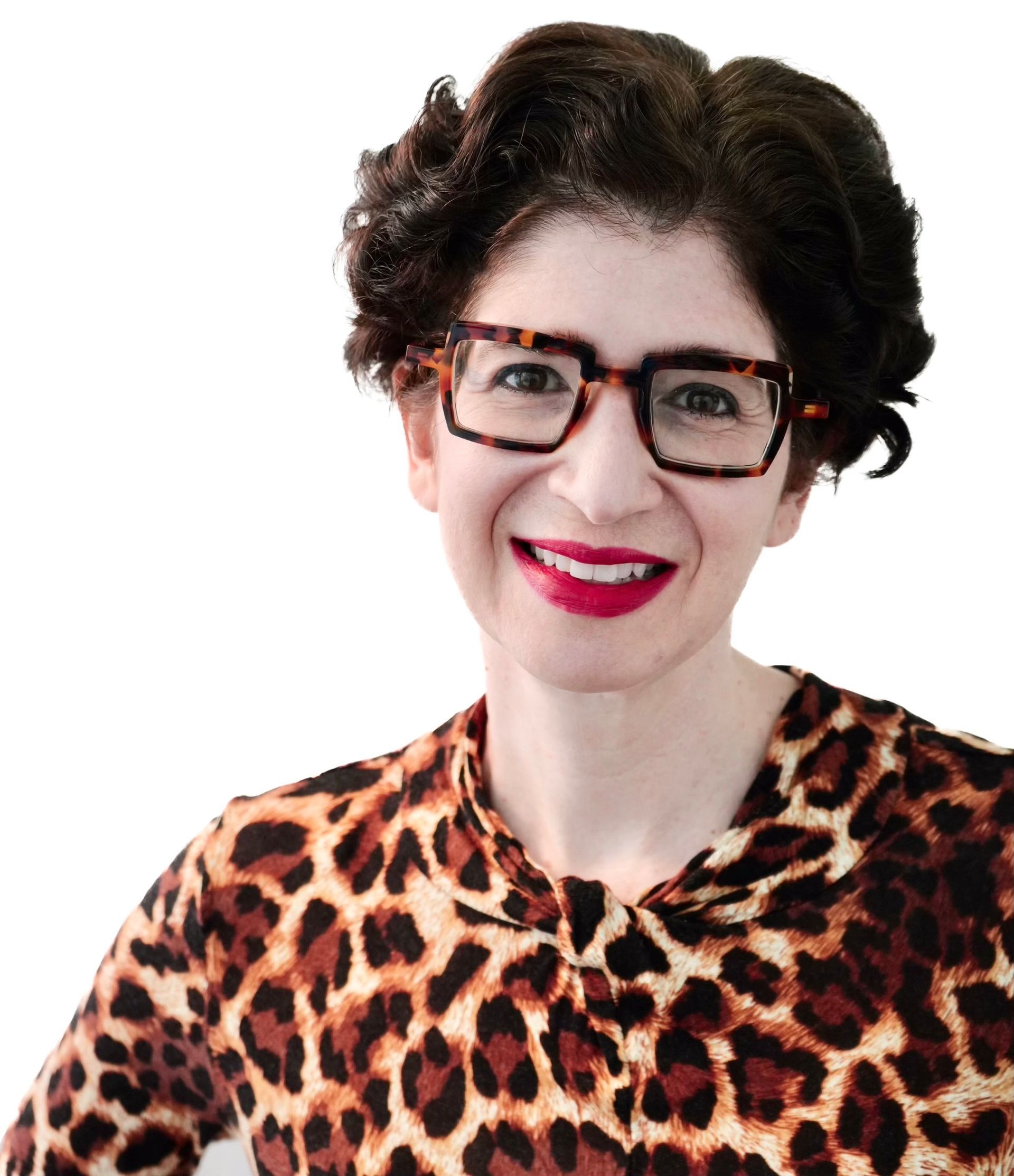 Headshot of Leora Tanenbaum