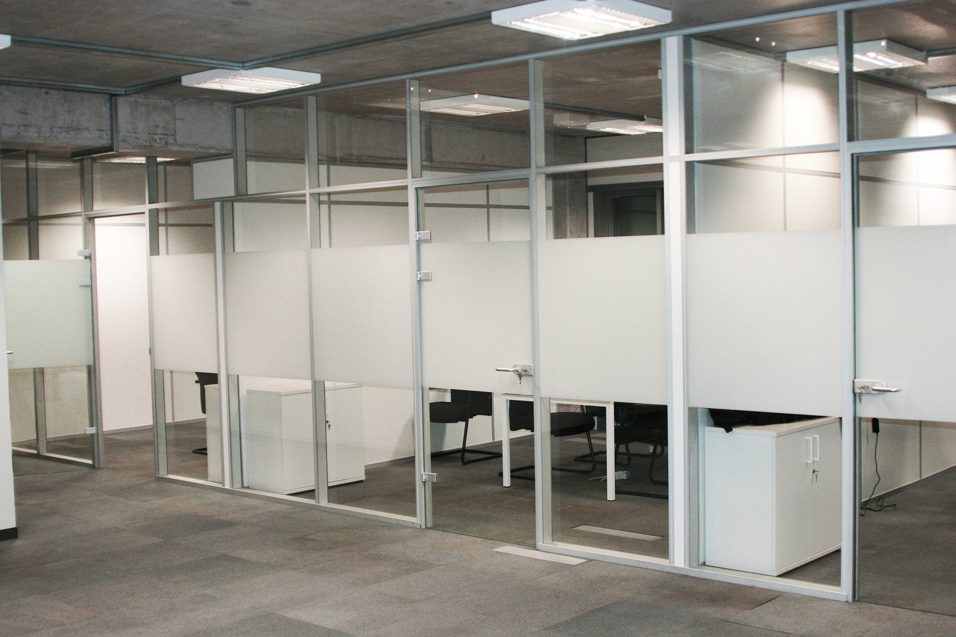 Stikla starpsienas 4