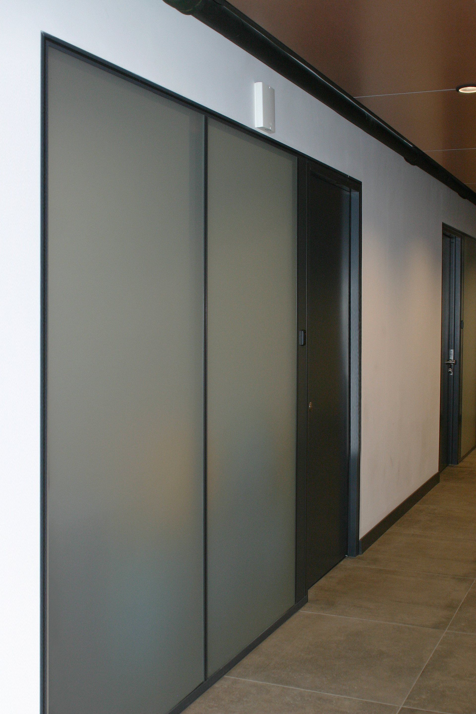 Stikla starpsienas 7