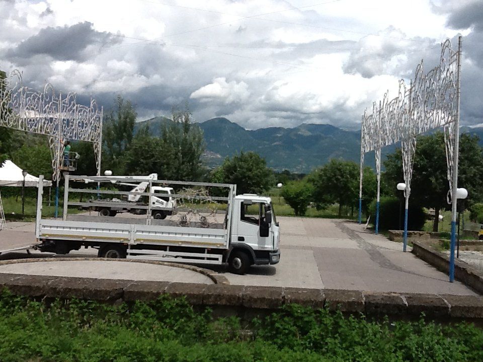 Noleggio luminarie stradali, noleggio luminarie per eventi, noleggio luminarie per eventi estivi rieti, noleggio tunnel illuminati rieti