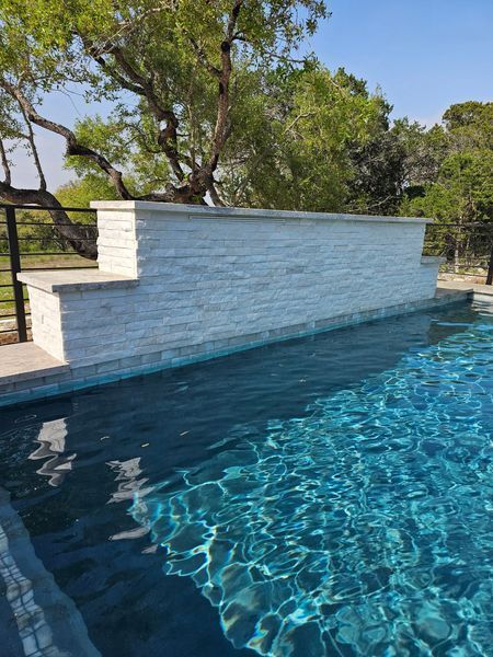 Raised waterfall for swimming pool Boerne, Texas