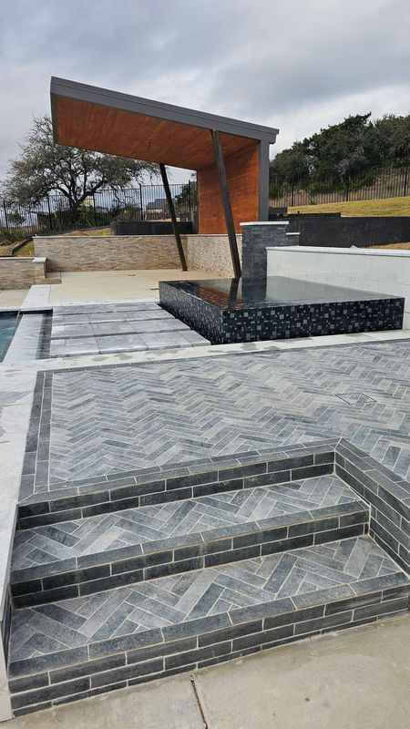 Lean to outdoor patio cover to complete your swimming pool area