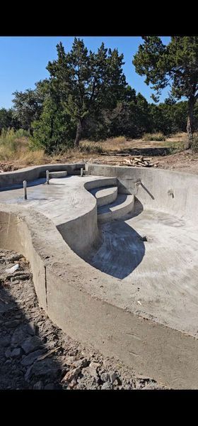 hill country Texas pool builder