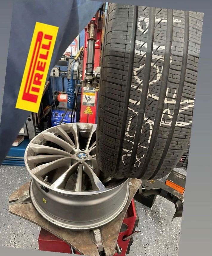 A tire with the word irelli on it