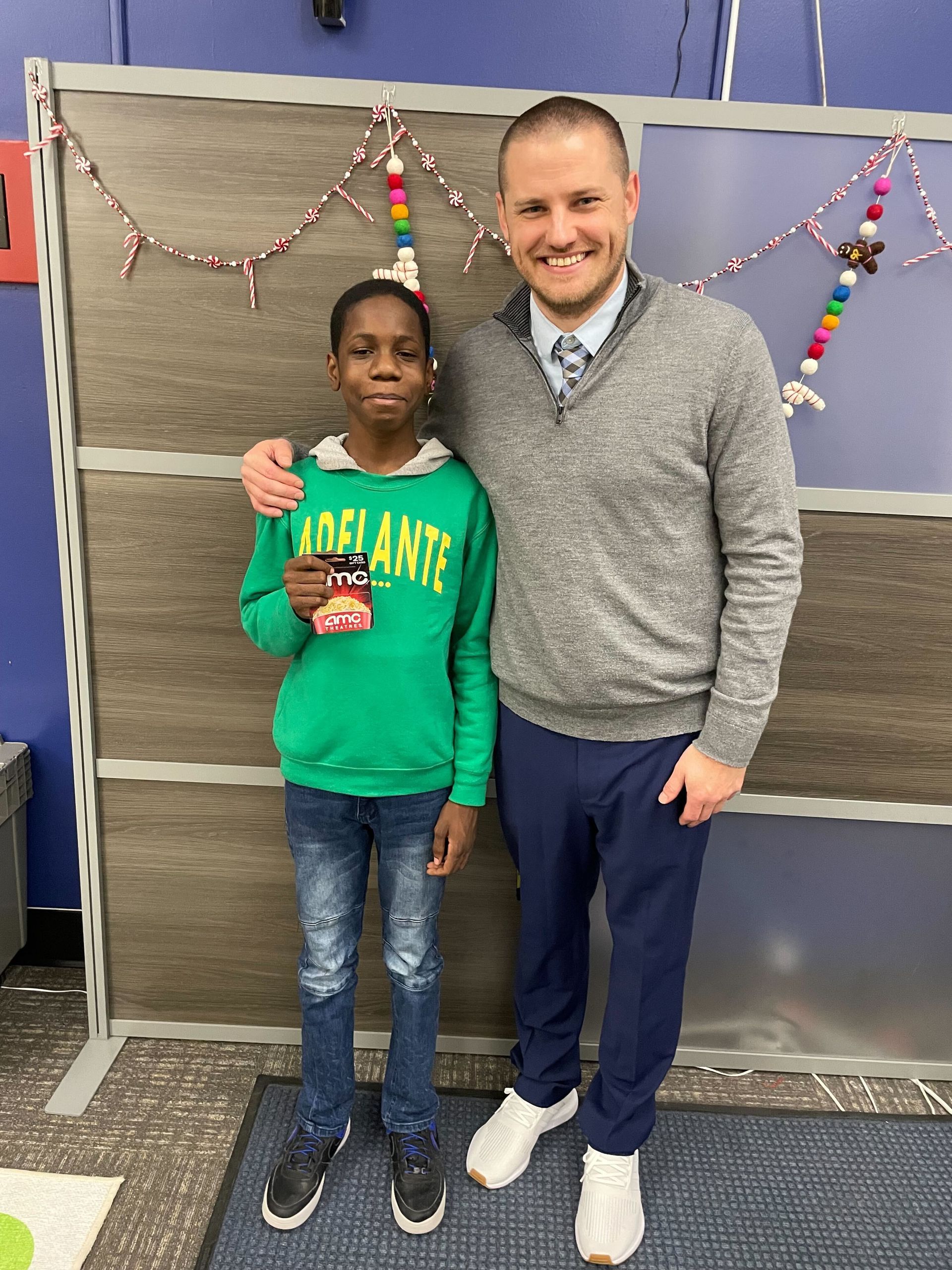 Families and scholars at Gobble Gathering lunch.