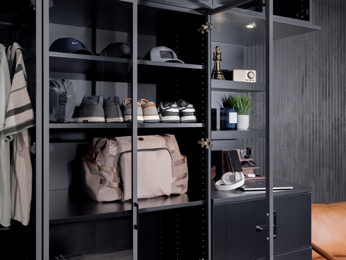 Custom Reach In Small Closet System