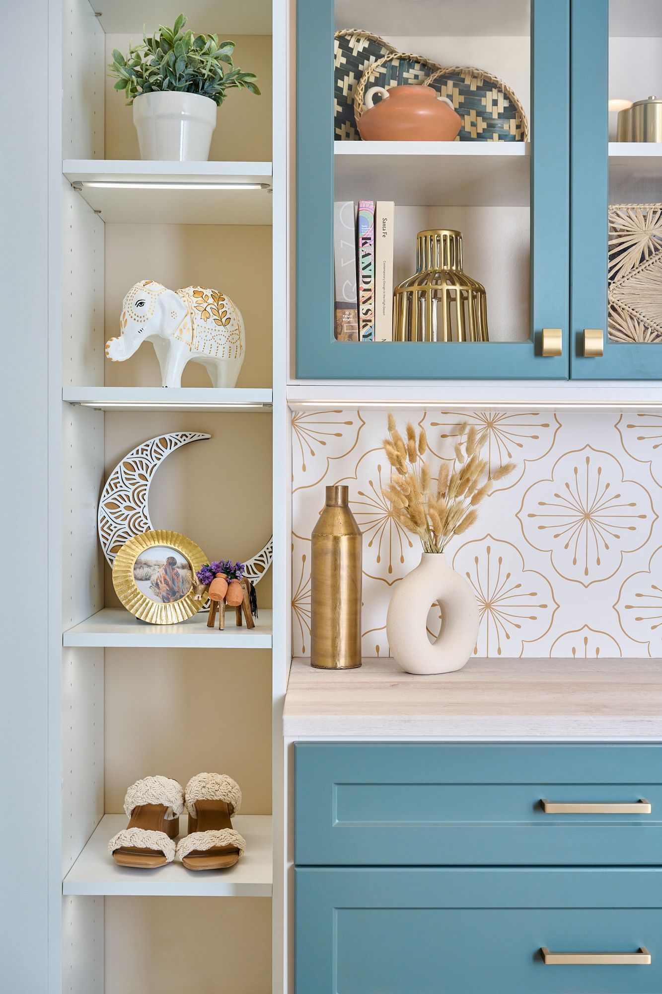 Lagoon and white closet left