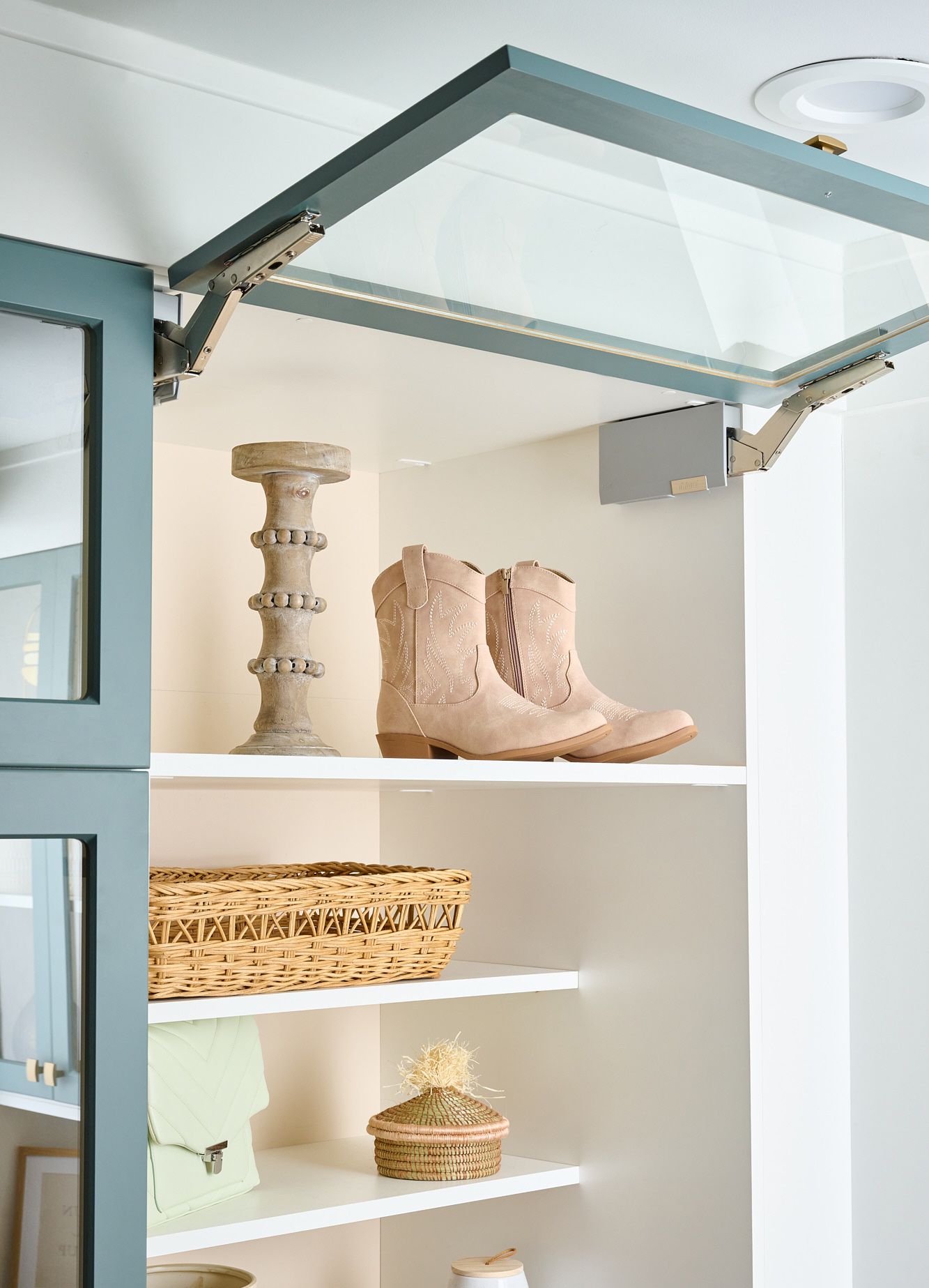 Lagoon and white closet lift up doors