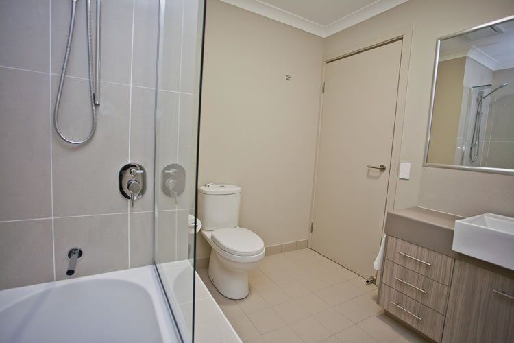 Bathroom — Accommodation In Chinchilla, QLD