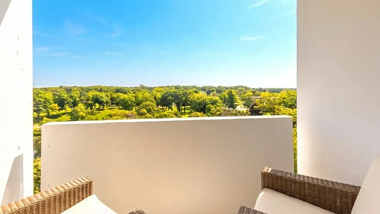 Lakeview Residences