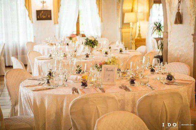 Ristorante Al Bosco tavola imbandita