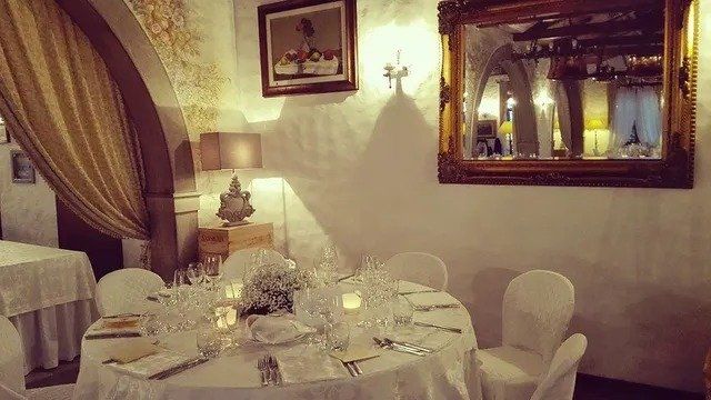 Ristorante Al Bosco tavoli apparecchiati