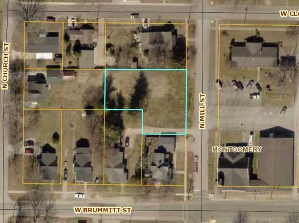 An aerial view of a residential area with lots of houses.