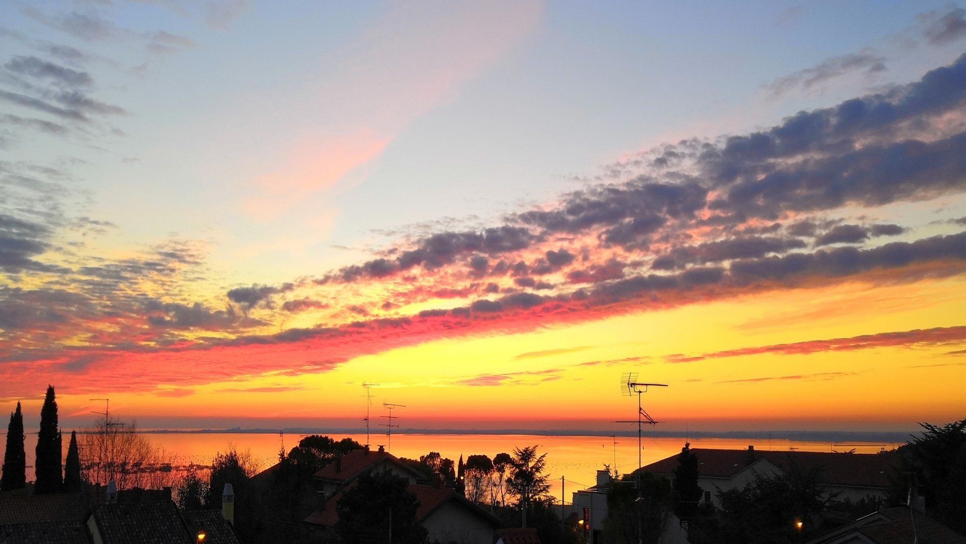 Tramonto dalturri casa vacanze airbnb Duino mare