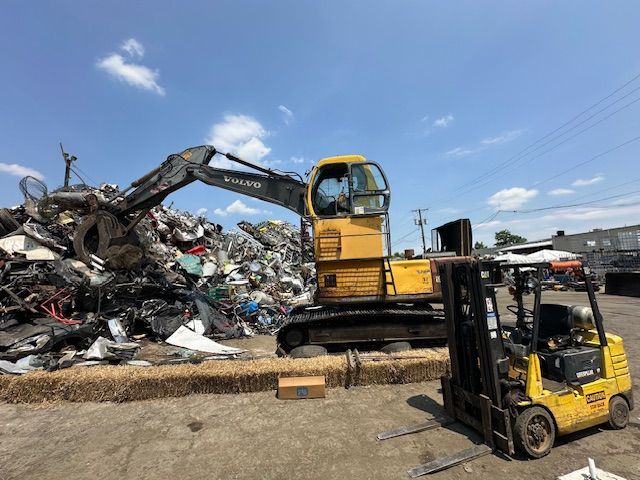 Roll-Off Container — Pennsauken, NJ — River Road Recycling