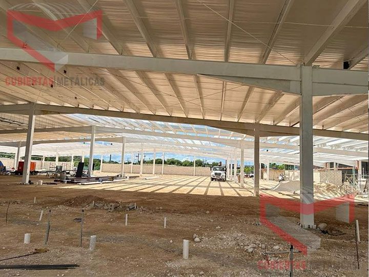 CONSTRUCCIONES Y ENTREPISOS METÁLICOS