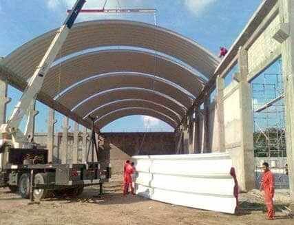 CONSTRUCCIONES Y ENTREPISOS METÁLICOS