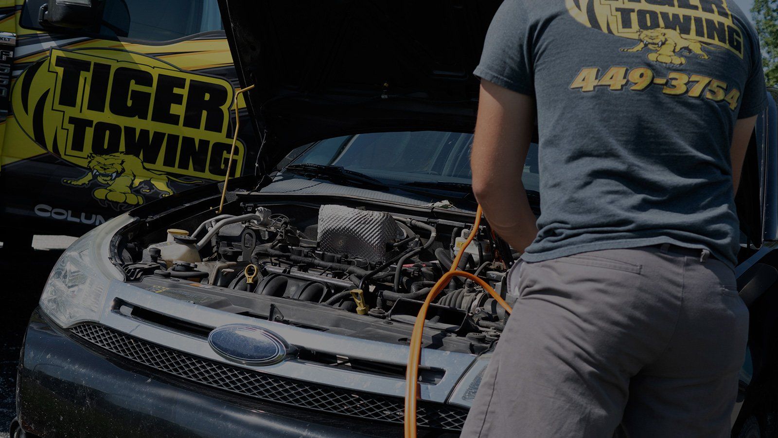 In the event of a vehicle emergency, Tiger Towing can be there to assist you with all of your needs.