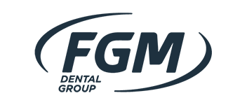 Logotipo do grupo odontológico fgm em um fundo branco