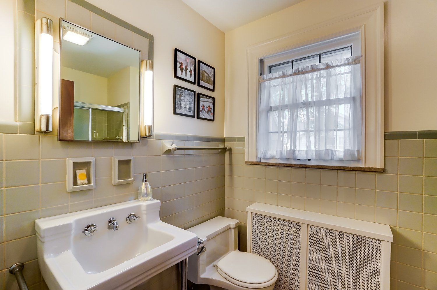 Urwin House Bathroom