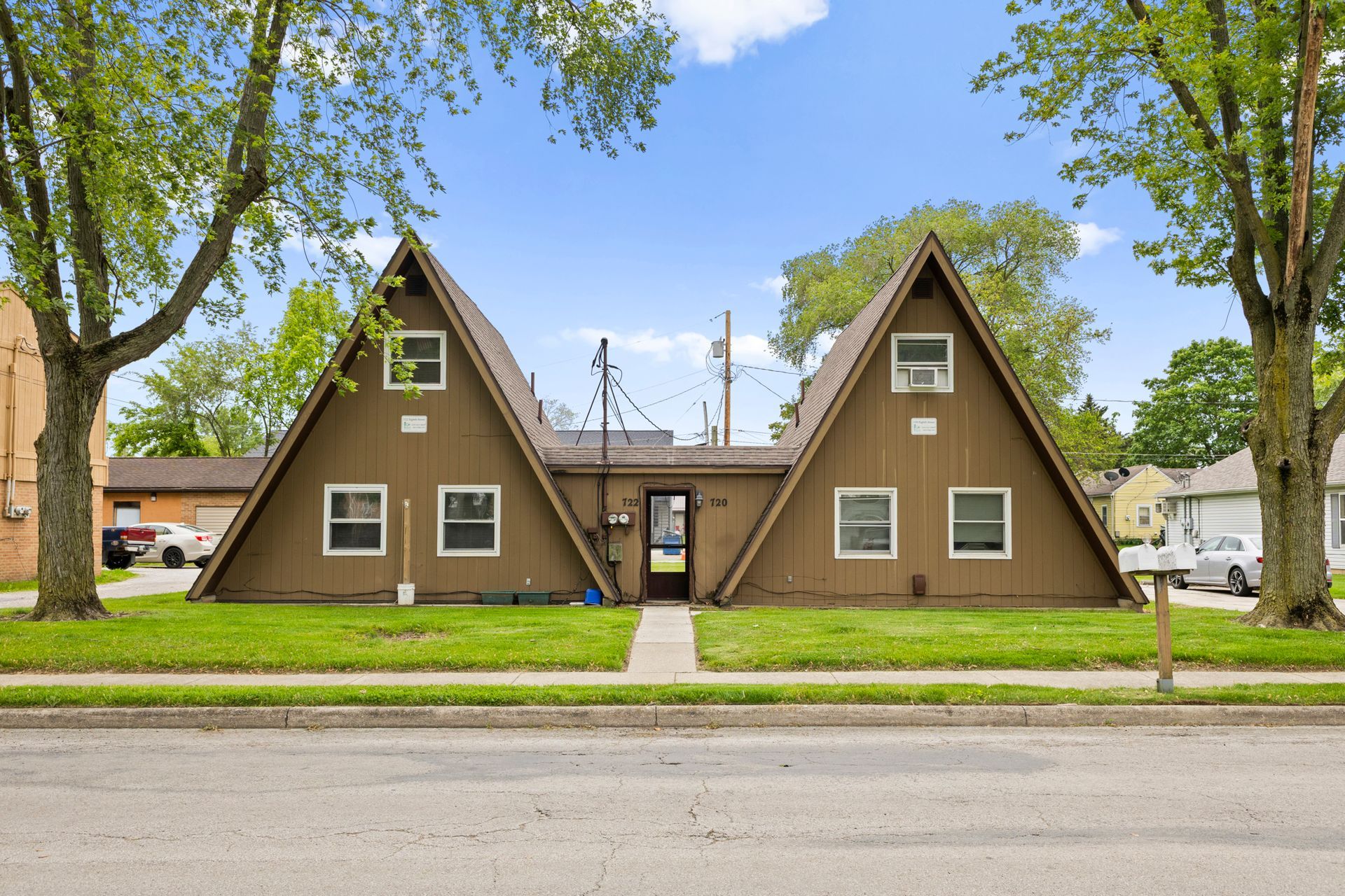 John Newlove House