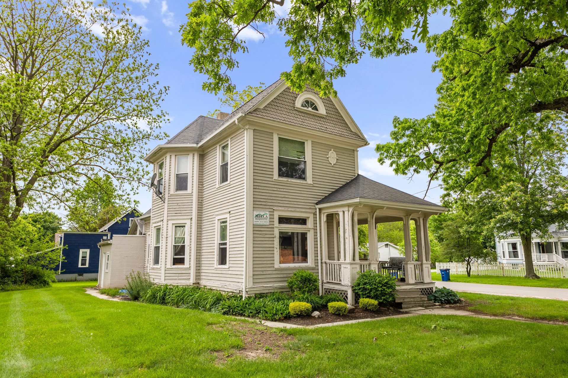 Exterior | The Doors